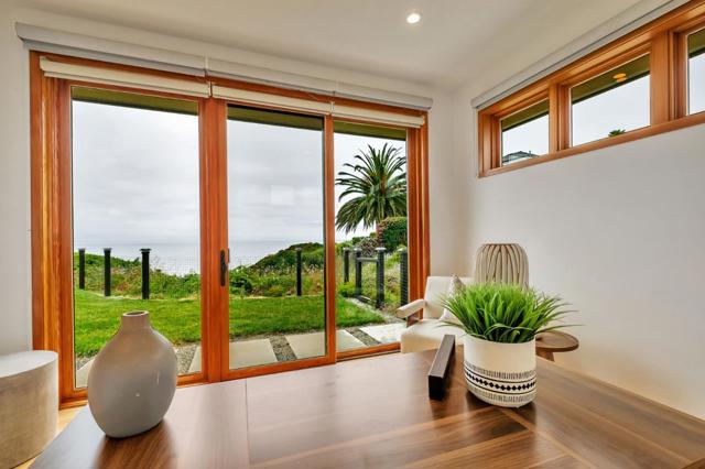 616 Bayview Drive, Aptos CA: https://media.crmls.org/mediaz/131b775d-c809-4205-8be5-6fc6fb0cf9a9.jpg