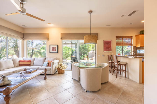 12 Via Elegante, Rancho Mirage CA: https://media.crmls.org/mediaz/131bdbc5-3f91-44f0-bb5d-df42c966c40b.jpg