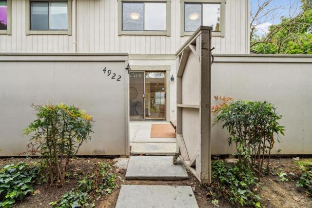 4922 Pony Pass Circle, San Jose CA: https://media.crmls.org/mediaz/131c8f4d-4396-4307-a8ab-6a33537cdd9f.jpg