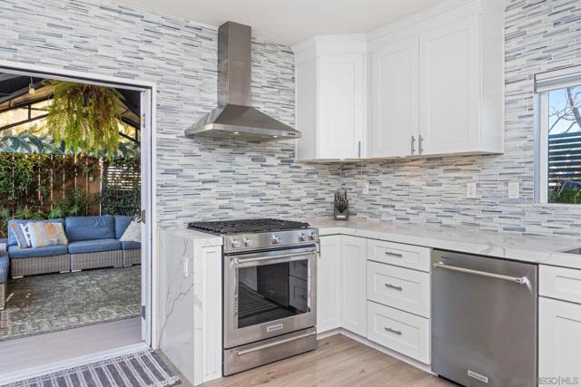 4407 Bancroft St, San Diego CA: https://media.crmls.org/mediaz/131d79f7-9dc9-4ebd-900b-bbdd402b8522.jpg