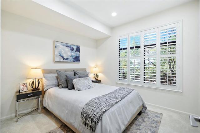 10745 N De Anza Boulevard, Cupertino CA: https://media.crmls.org/mediaz/131d982b-a49e-4508-bfb9-8b45a6755798.jpg