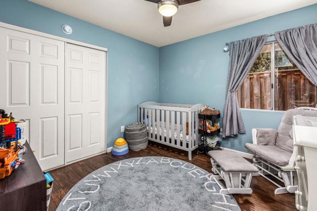 Detail Gallery Image 12 of 37 For 1887 Guilder Gln, Escondido,  CA 92029 - 3 Beds | 2 Baths