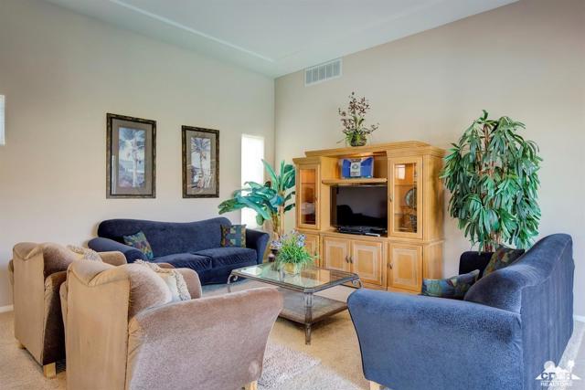 Image 13 of 32 For 74 Rocio Court