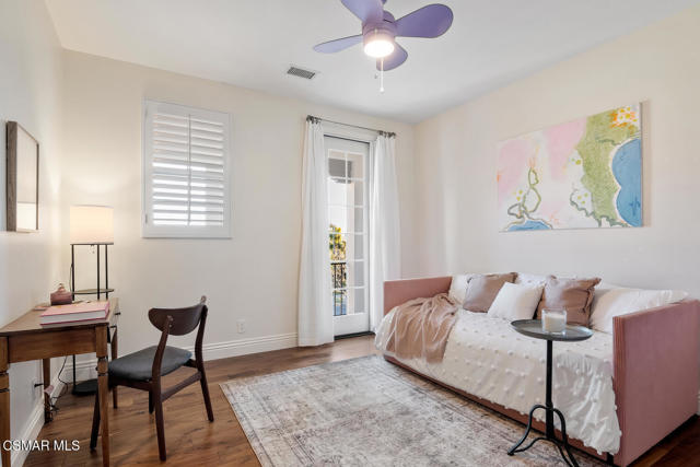 980 Via Anita, Newbury Park CA: https://media.crmls.org/mediaz/131f2556-2d28-4bee-855f-60ff0ab980b3.jpg