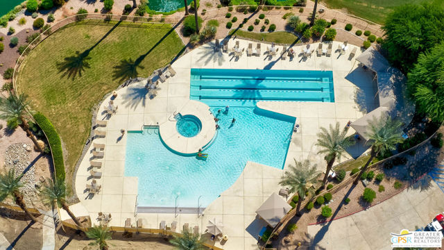 78797 Falsetto Drive, Palm Desert CA: https://media.crmls.org/mediaz/131f3665-4181-438a-aca4-c7dd51a8c9a5.jpg