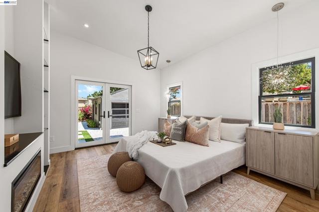 Image 16 of 49 For 4073 Stanley Blvd