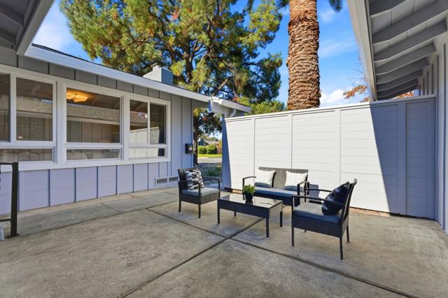 19990 Pear Tree Lane, Cupertino CA: https://media.crmls.org/mediaz/132141c1-592e-4feb-a535-99eecc85d510.jpg