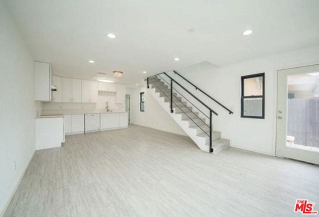 4110 1/2 S Normandie Avenue, Los Angeles CA: https://media.crmls.org/mediaz/13217b8c-9696-49e8-bc0e-f486bb7fd6f1.jpg