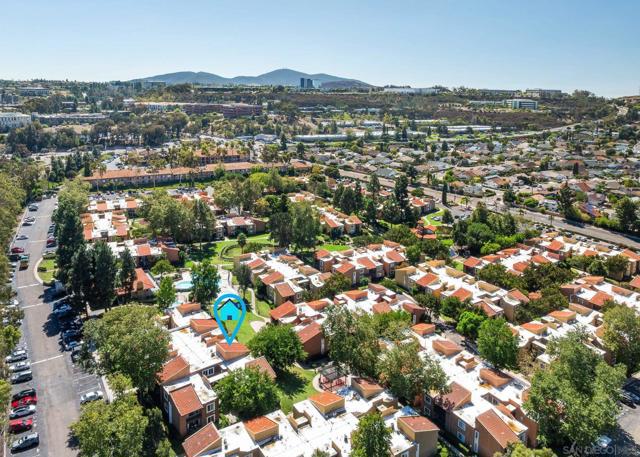 17141 W Bernardo Dr., San Diego CA: https://media.crmls.org/mediaz/13219aae-23a9-4b38-ab5d-d413215dca29.jpg