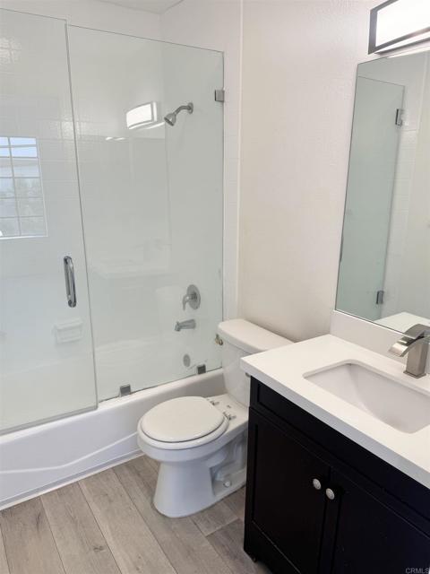 1550 N Fuller Avenue, Hollywood CA: https://media.crmls.org/mediaz/1322618b-4a4a-4d1e-ab53-74e592330771.jpg