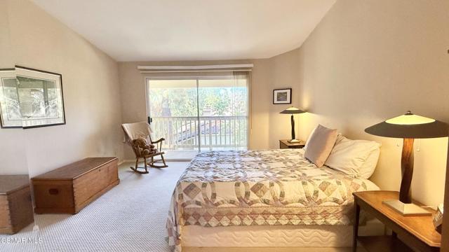 5824 Oak Bend Lane, Oak Park CA: https://media.crmls.org/mediaz/1323966e-7cb0-4431-8afe-e1dcec672a04.jpg