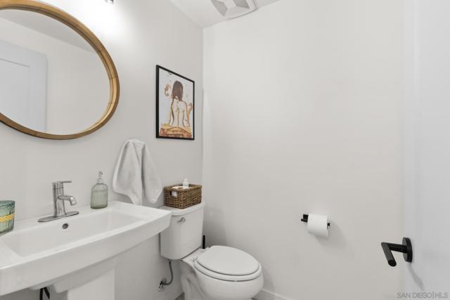 4100 Voltaire St, San Diego CA: https://media.crmls.org/mediaz/1324b310-3ef0-4299-a4ad-9d9ec3f6a04e.jpg