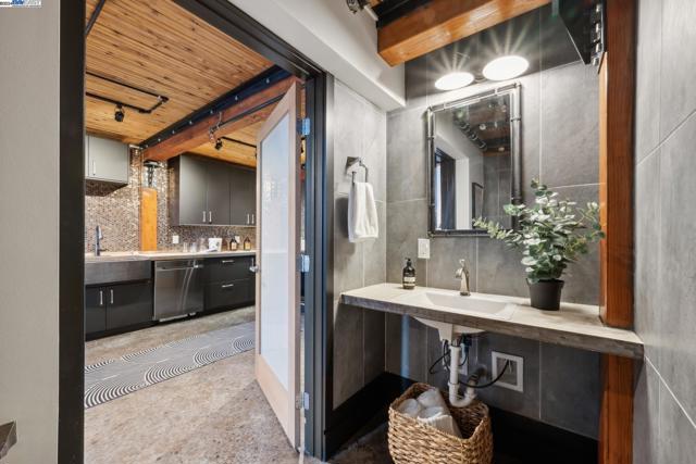 Image 21 of 45 For 6105 San Pablo Avenue  102