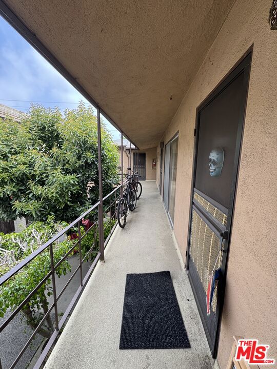 610 N Garfield Avenue, Alhambra CA: https://media.crmls.org/mediaz/132684b7-75d2-47af-86df-cc6f115876ed.jpg
