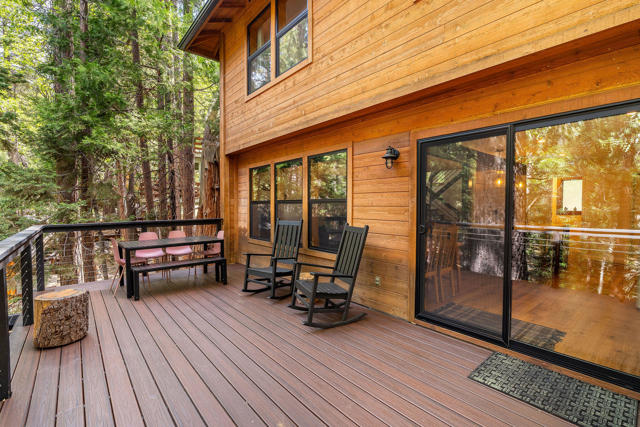 24542 Fern Valley Road, Idyllwild CA: https://media.crmls.org/mediaz/13268b2c-9476-4b93-bea0-416a9ab74f1b.jpg