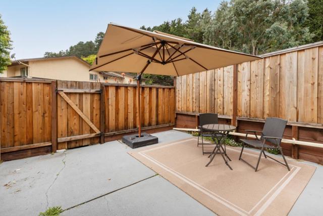 1181 Oddstad Boulevard, Pacifica CA: https://media.crmls.org/mediaz/1326f769-c4be-4643-81ca-d55068500eac.jpg