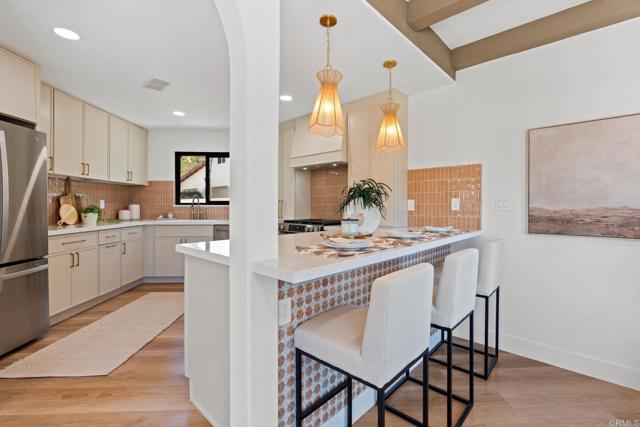 Detail Gallery Image 12 of 43 For 6801 6803 El Fuerte St, Carlsbad,  CA 92009 - 5 Beds | 5/1 Baths