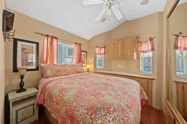 84136 Avenue 44, Indio CA: https://media.crmls.org/mediaz/1327ae2c-8f79-4985-bef7-6cdb49895891.jpg