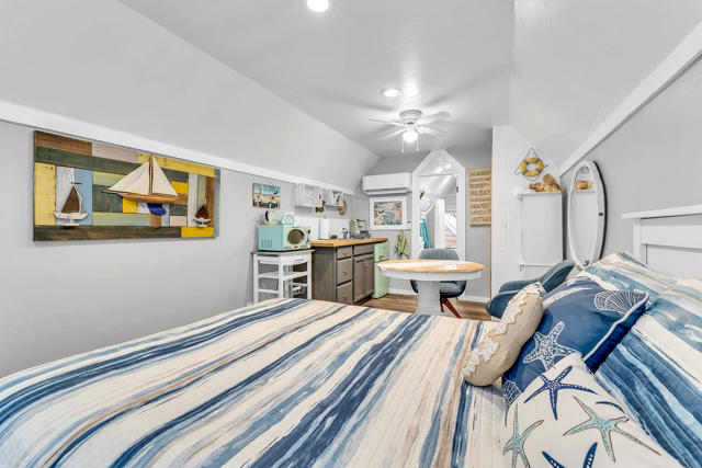 53125 Overlook Drive, Idyllwild CA: https://media.crmls.org/mediaz/132ab40e-1e98-4971-a1c4-393e88300257.jpg