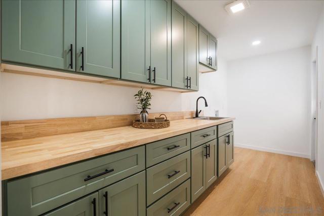 17283 Montero Rd, San Diego CA: https://media.crmls.org/mediaz/132b0f05-5235-47f3-9443-8e77f5b72338.jpg
