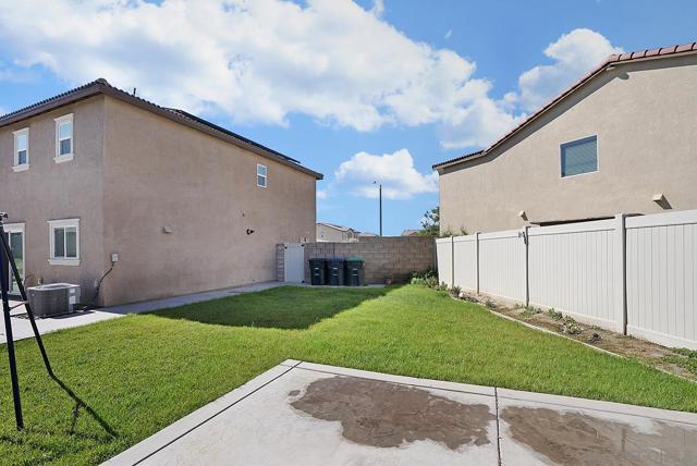 1428 Wild Prairie Way, Hemet CA: https://media.crmls.org/mediaz/132b3428-2f86-489a-9bbe-99822586c52e.jpg