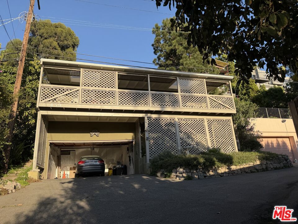 439 Mesa Road