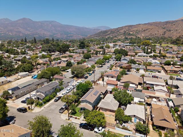 229 Main Street, Fillmore CA: https://media.crmls.org/mediaz/132bb33b-9c54-41dc-a61a-2e2810f91e58.jpg