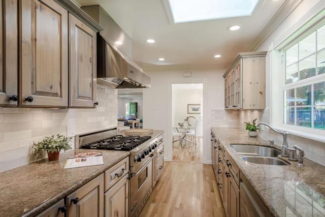 1597 Edgewood Drive, Palo Alto CA: https://media.crmls.org/mediaz/132c2cab-0537-4262-9aa7-70a7d11f09a5.jpg