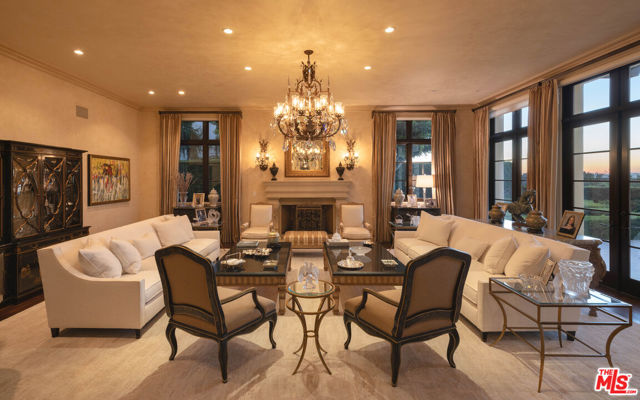 13961 Aubrey Road, Beverly Hills CA: https://media.crmls.org/mediaz/132c5662-ead1-4ae8-889f-e6812aa8743f.jpg