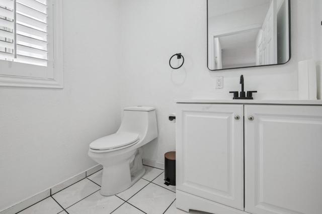 3628 Arroyo Seco Avenue, Los Angeles CA: https://media.crmls.org/mediaz/132cb380-dfe3-4c50-b32c-3763dd16e92a.jpg