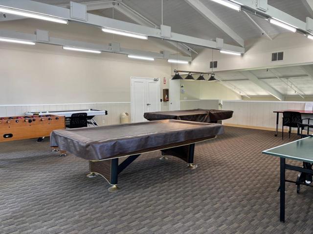 20179 Northwest Square, Cupertino CA: https://media.crmls.org/mediaz/132d60dc-a830-487a-b1b2-7340970dfeb5.jpg