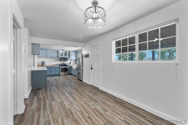 9476 Terrywood Road, Santee CA: https://media.crmls.org/mediaz/132db6c2-0a76-4492-885f-c4cfd482da10.jpg