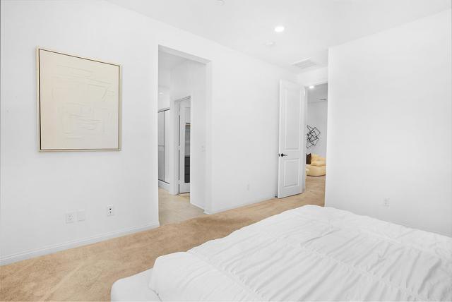 Detail Gallery Image 23 of 39 For 2040 Bluestone Cir, Chula Vista,  CA 91913 - 3 Beds | 2/1 Baths