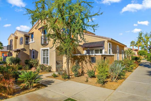 52190 Desert Spoon Court, La Quinta CA: https://media.crmls.org/mediaz/132e8d97-7911-440a-bde1-3c79ec3c04ae.jpg