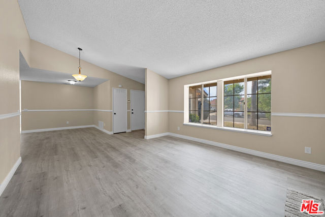 25626 Vespucci Avenue, Moreno Valley CA: https://media.crmls.org/mediaz/132f4ac6-4fd4-4b7d-94e4-c64f532ddba9.jpg