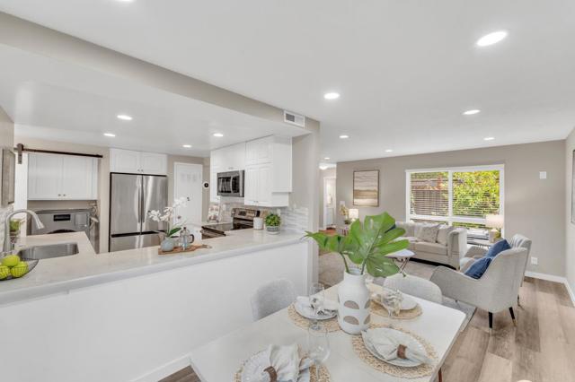 4926 Poplar Terrace, Campbell CA: https://media.crmls.org/mediaz/132f7827-9b3a-4fa8-a823-6e8d974cd79c.jpg