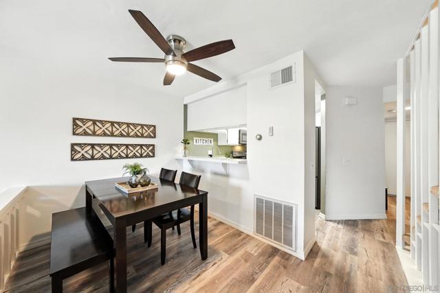 3930 60th Street, San Diego CA: https://media.crmls.org/mediaz/13303470-6dd9-4589-8e36-e06db0a7d926.jpg