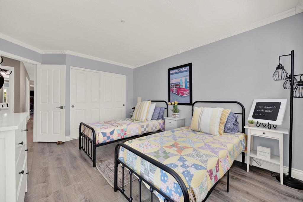 MLS #250041307SD image #39