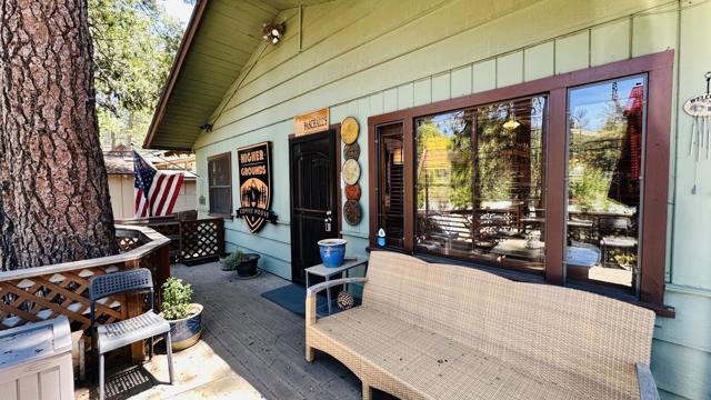 53545 Tollgate, Idyllwild CA: https://media.crmls.org/mediaz/133285b5-77ec-4642-b960-1ee01c31bde4.jpg
