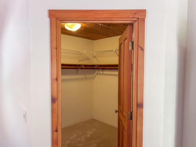 442 Corral De Tierra Road, Salinas CA: https://media.crmls.org/mediaz/133524df-16f4-4240-946e-feccdd492000.jpg