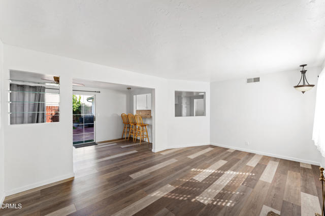 Detail Gallery Image 20 of 45 For 2101 Rhonda St, Oxnard,  CA 93036 - 3 Beds | 2/1 Baths