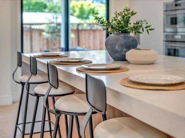 883 Rorke Way, Palo Alto CA: https://media.crmls.org/mediaz/1336e255-7e41-47a9-9cd5-f22a885ac9db.jpg