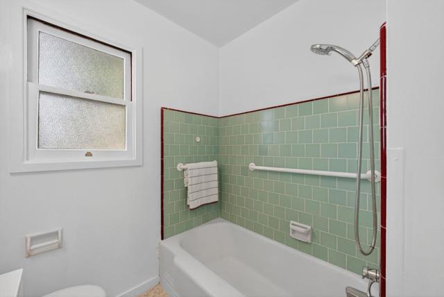 876 Sunset Drive, Santa Clara CA: https://media.crmls.org/mediaz/13373cf8-53bf-42c7-b0e3-d3c99f93b047.jpg