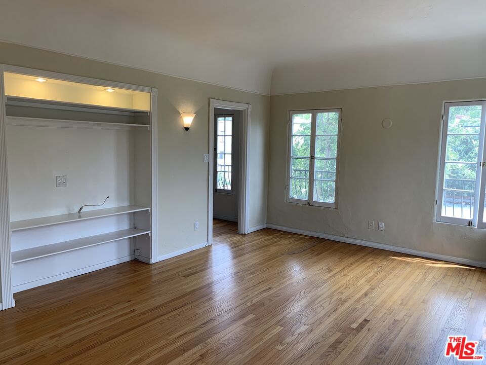 MLS #25537985 img 16