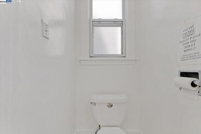 40 Acton St, Daly City CA: https://media.crmls.org/mediaz/1337e73e-fa1c-49e3-a86b-7b1dd19359b4.jpg