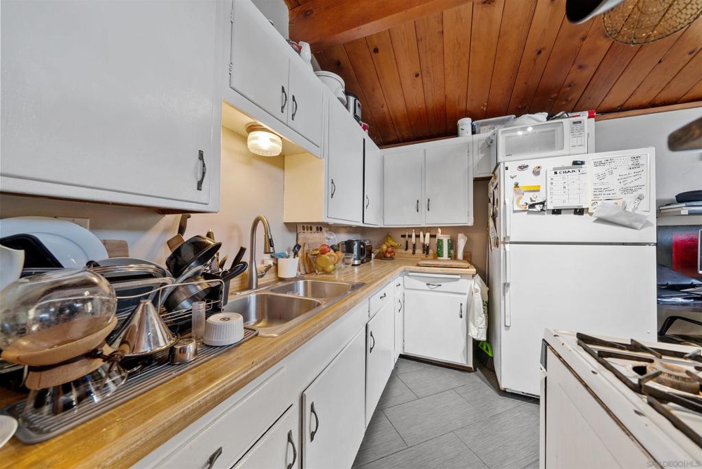 MLS #250037822SD image #33