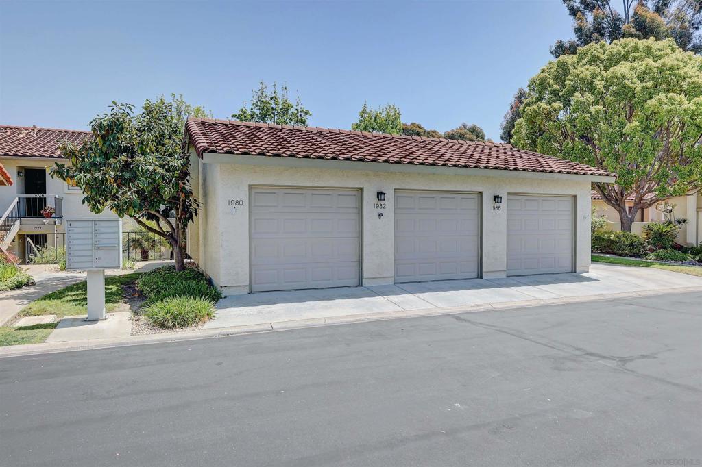 MLS #250035200SD image #38