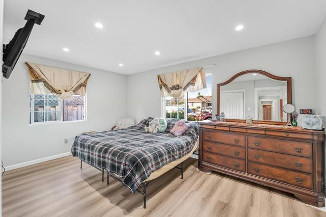 787 Macredes Avenue, San Jose CA: https://media.crmls.org/mediaz/133834f3-6b03-4410-b085-321c69d6a95e.jpg