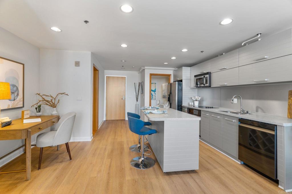 550 Seagaze Drive - photo 10