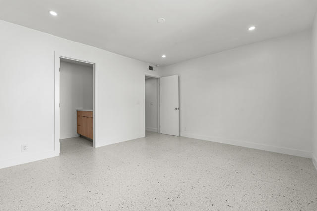 1400 E Palm Canyon Drive, Palm Springs CA: https://media.crmls.org/mediaz/1338de2b-efdf-4fb9-82bb-da552d240e99.jpg